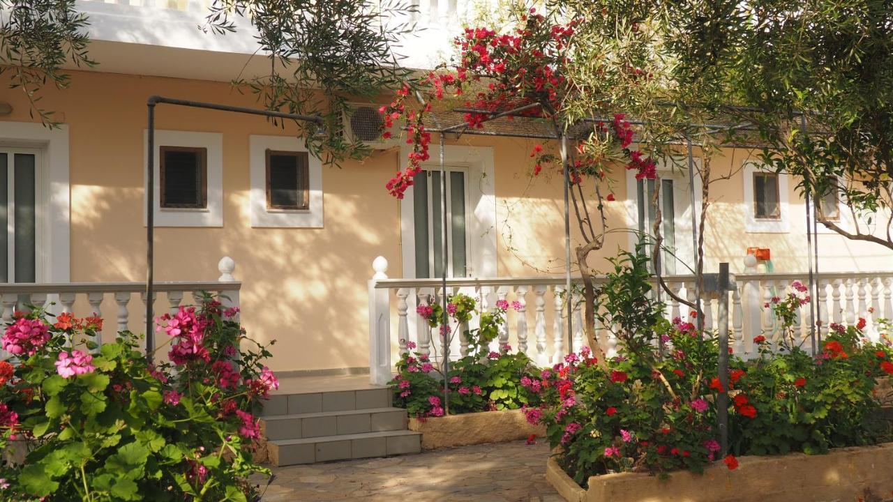 Casa Dyonisia Tsilivi Aparthotel Plános Buitenkant foto